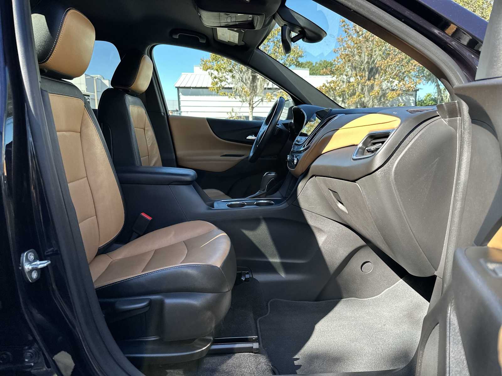 Thumbnail: 2020 Chevrolet Equinox - 19