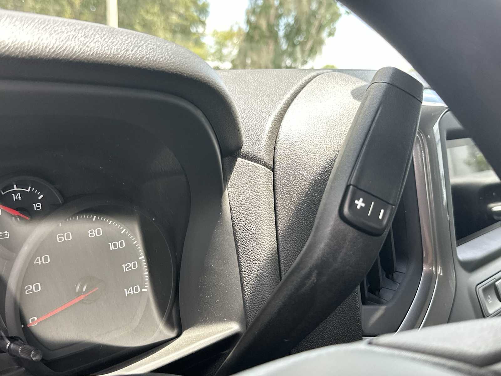 Thumbnail: 2025 Chevrolet Silverado 1500 - 23