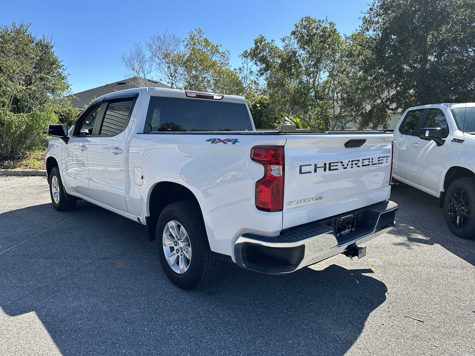 Thumbnail: 2022 Chevrolet Silverado 1500 - 4