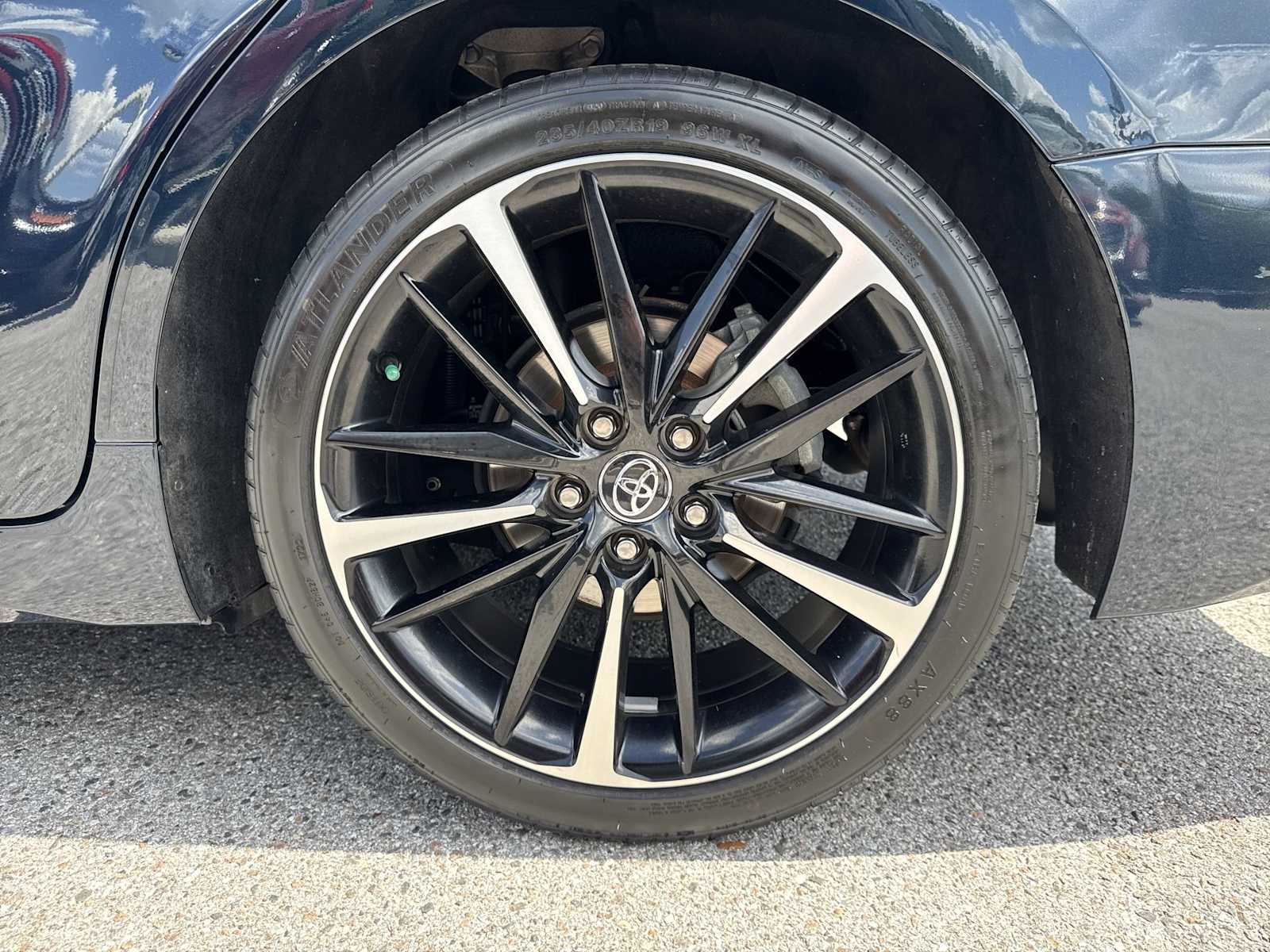 2020 Toyota Camry XSE 18