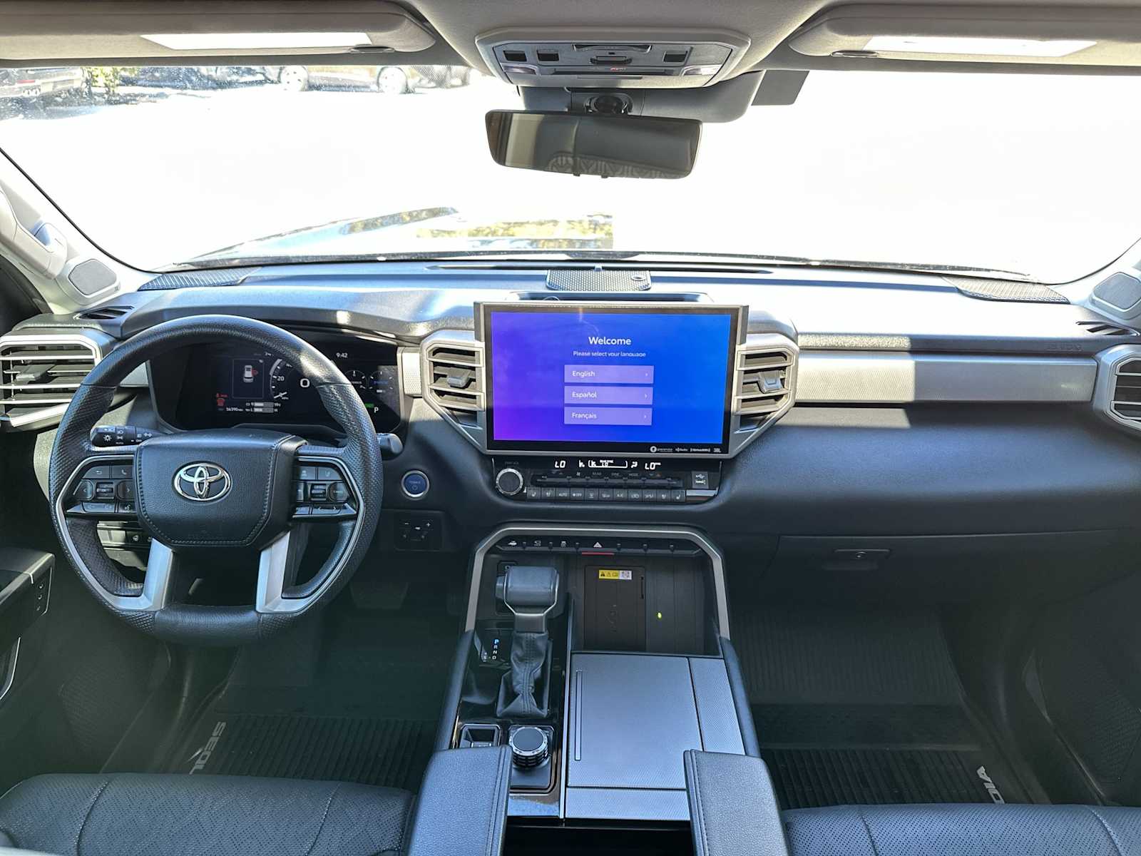 Thumbnail: 2023 Toyota Sequoia - 14