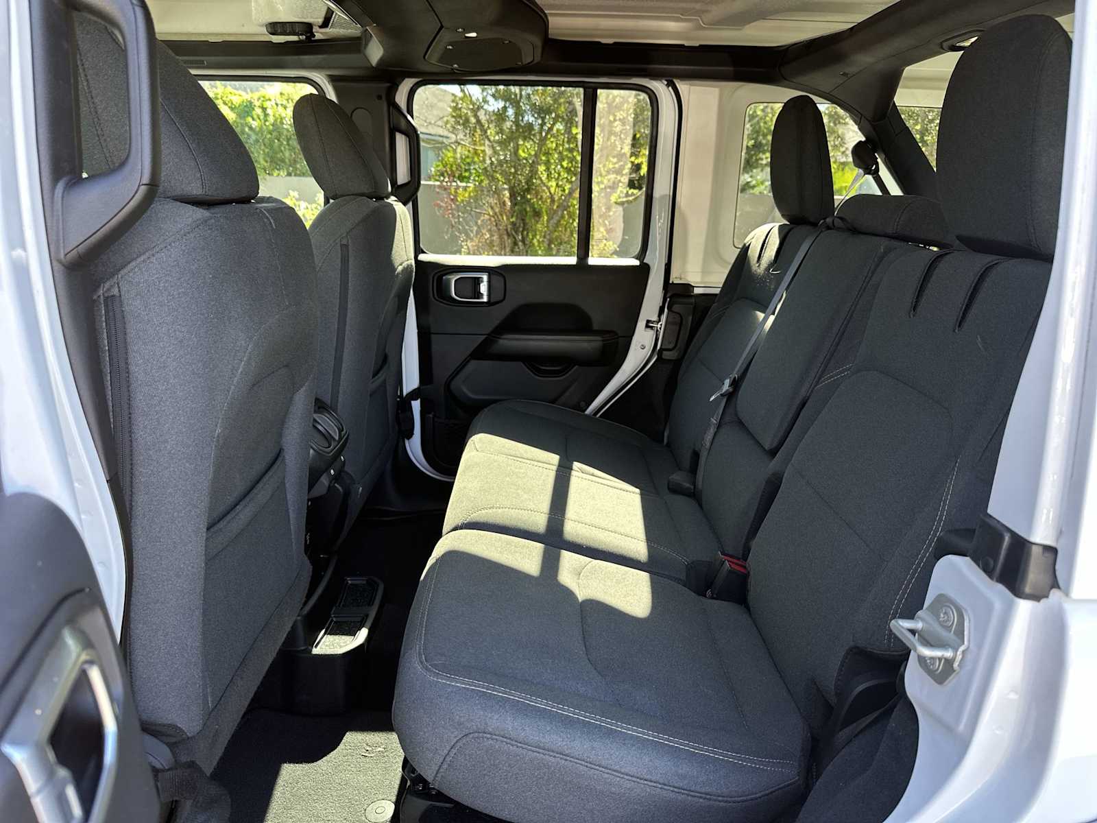 Thumbnail: 2024 Jeep Wrangler - 18