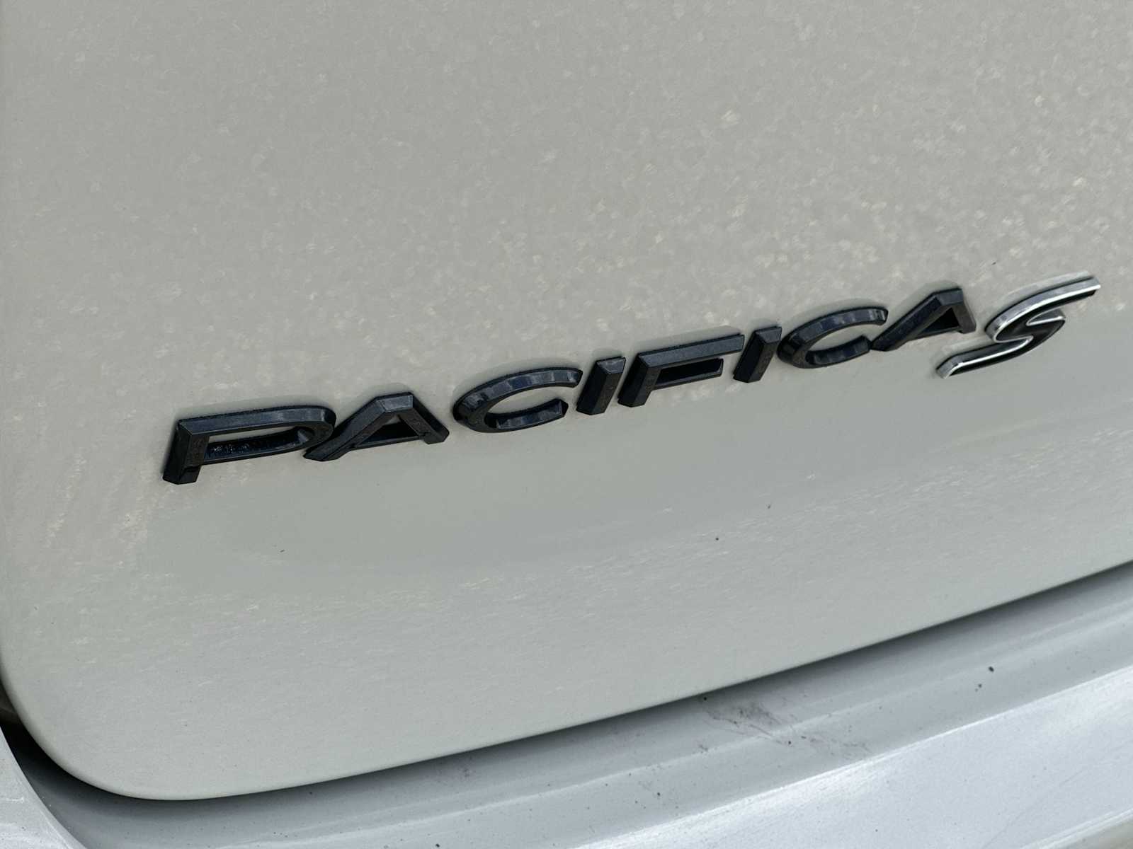 Thumbnail: 2020 Chrysler Pacifica - 11