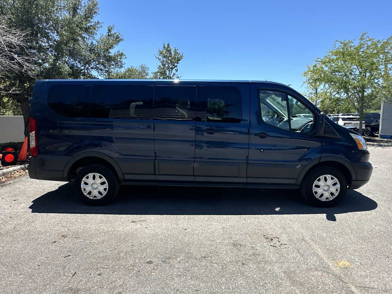 Thumbnail: 2015 Ford Transit Series - 7