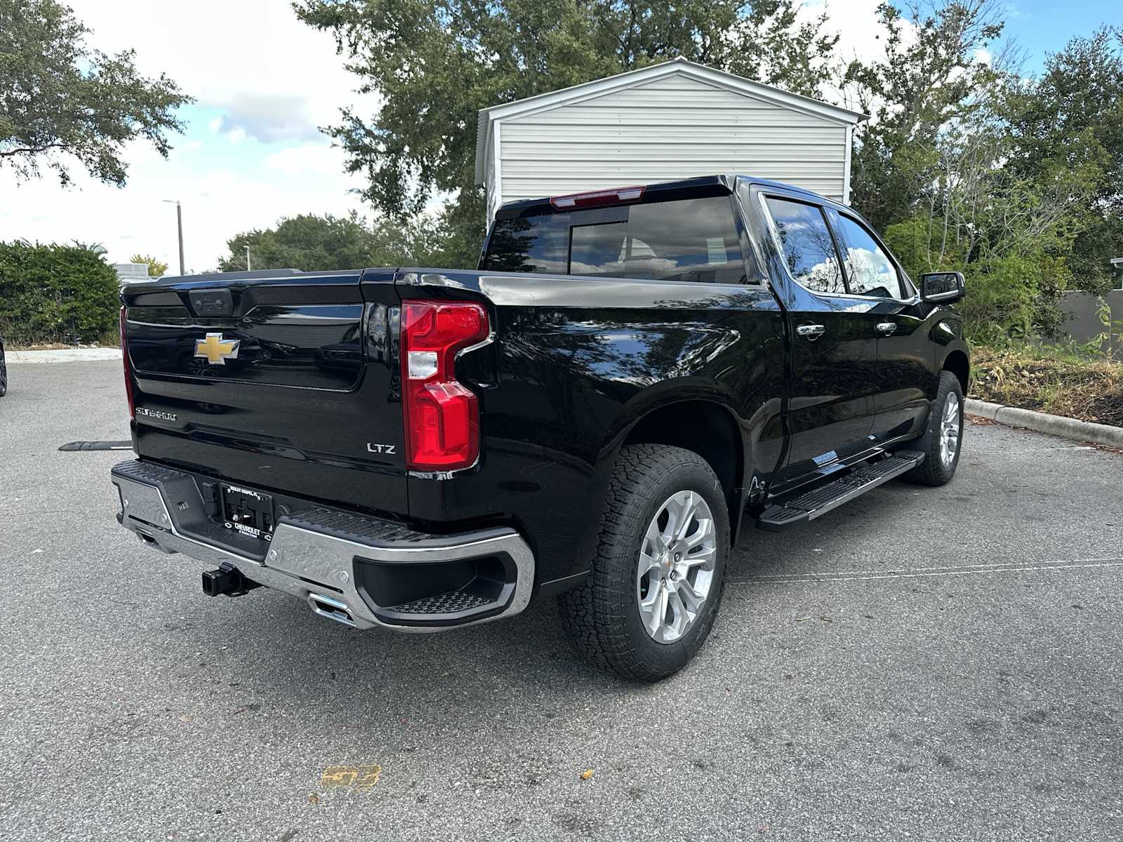 Thumbnail: 2026 Chevrolet Silverado 1500 - 6