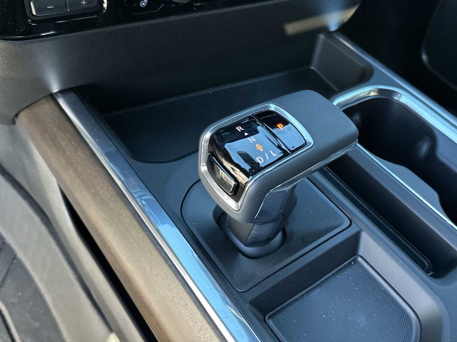 Thumbnail: 2026 Chevrolet Silverado 1500 - 23