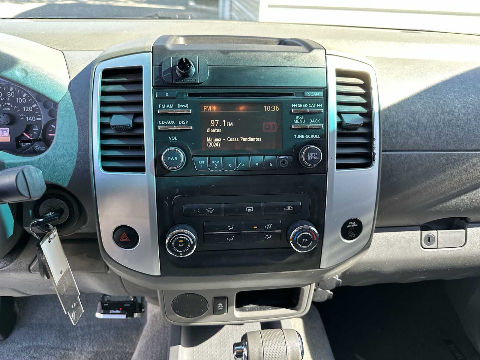 Thumbnail: 2013 Nissan Frontier - 21