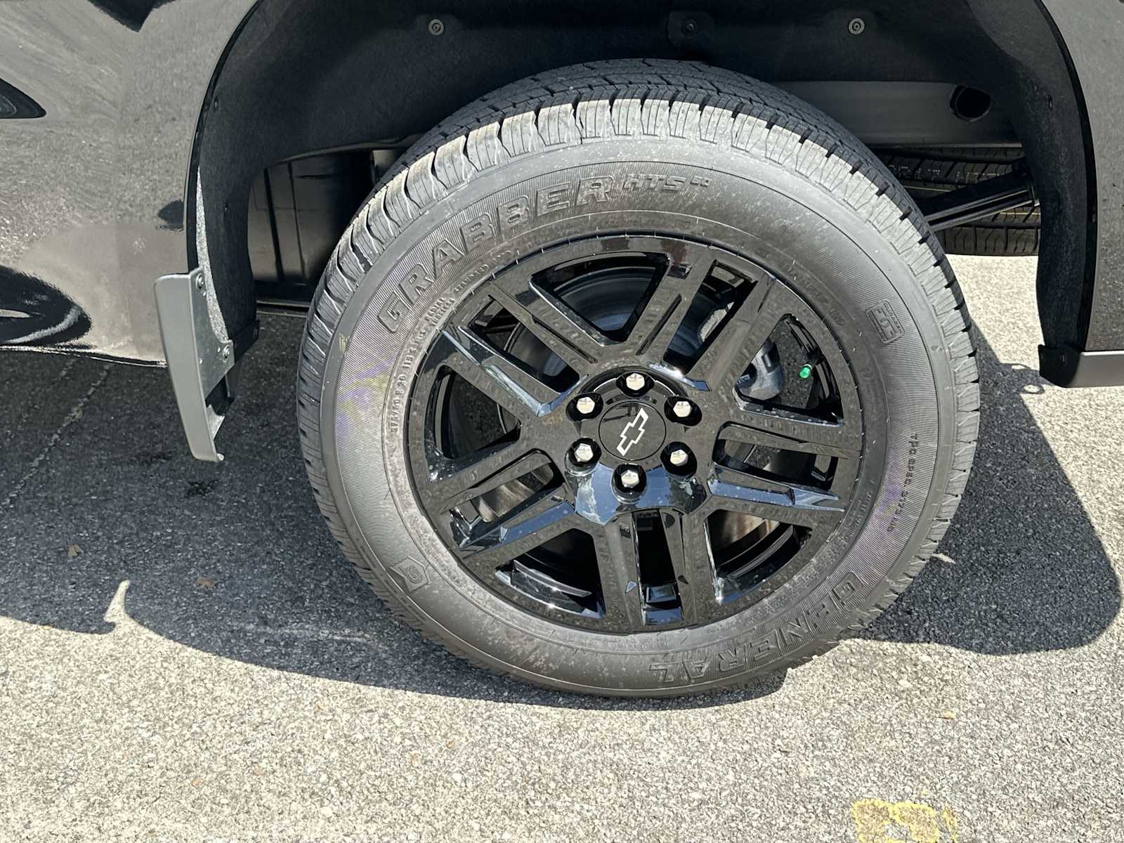 Thumbnail: 2026 Chevrolet Silverado 1500 - 12