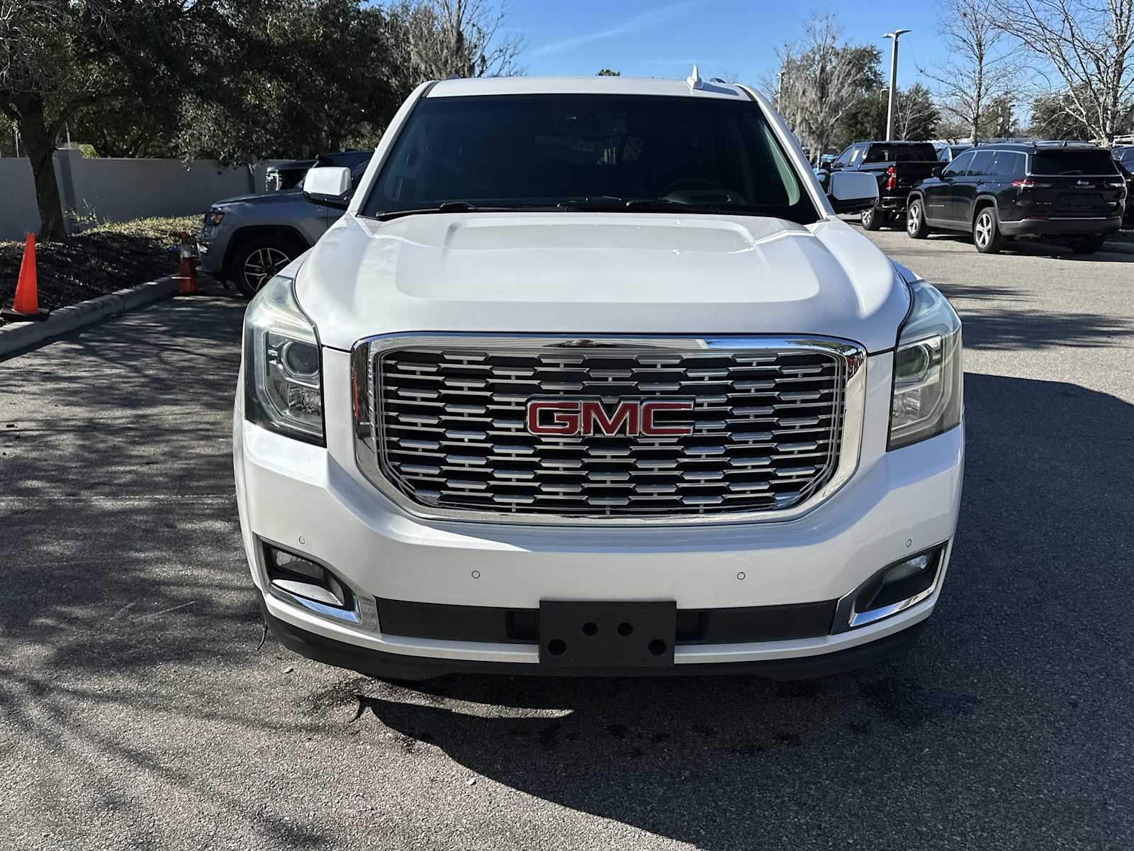 Thumbnail: 2019 GMC Yukon XL - 9