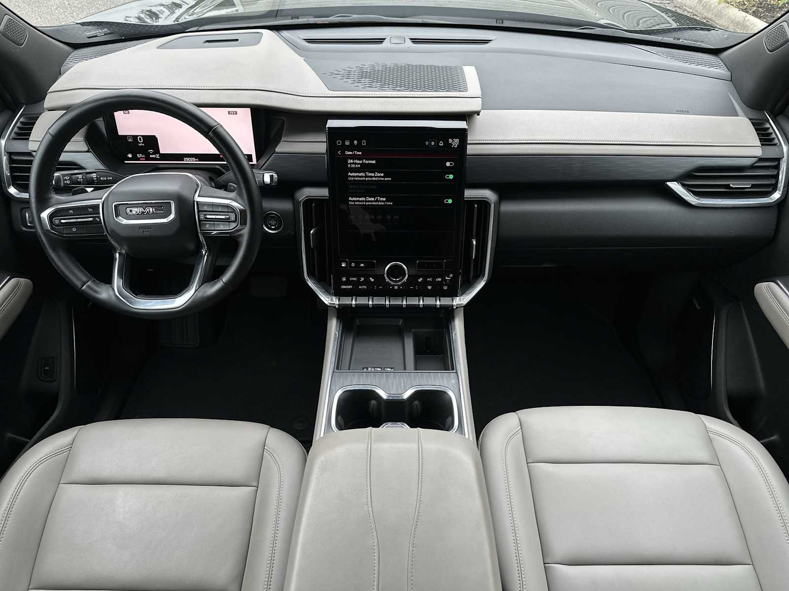 Thumbnail: 2024 GMC Acadia - 14