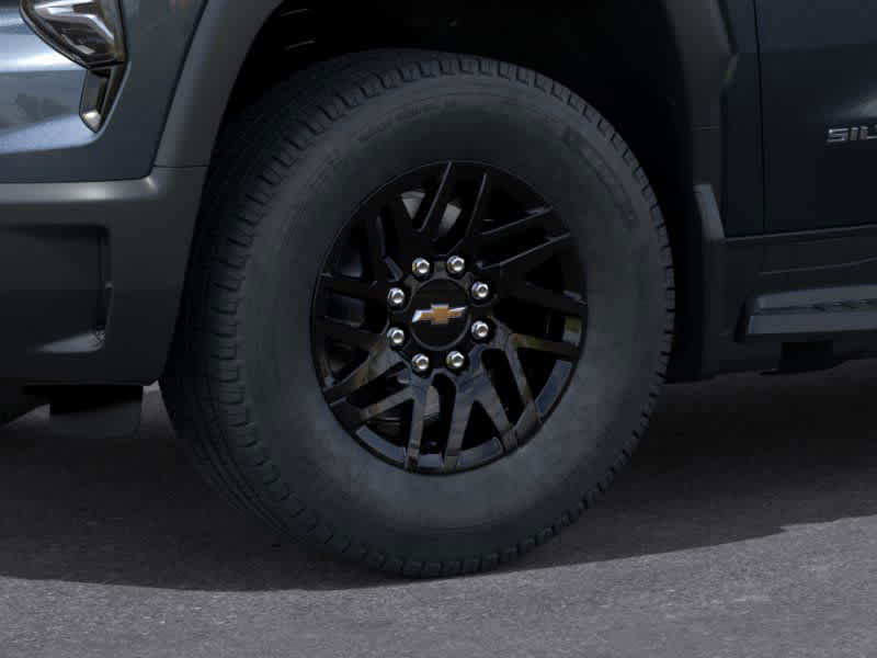 Thumbnail: 2026 Chevrolet Silverado EV - 9