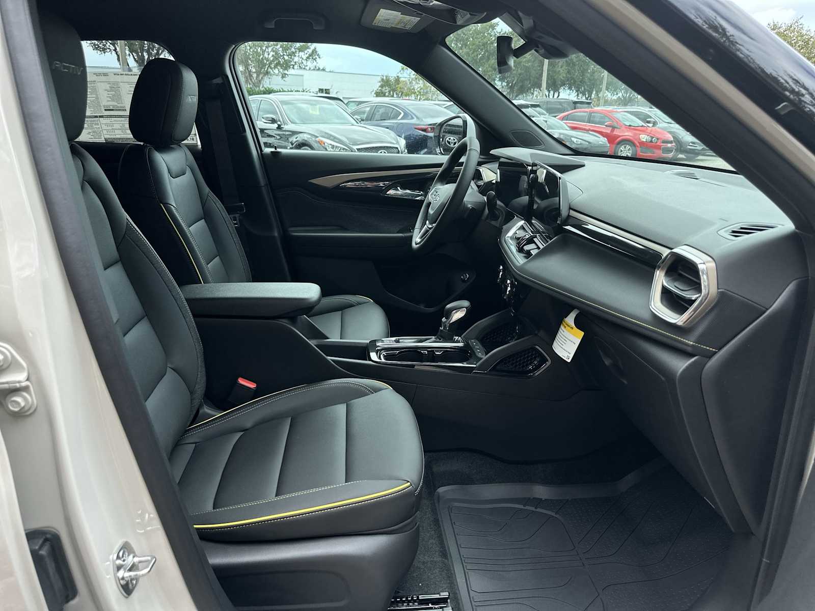 Thumbnail: 2026 Chevrolet TrailBlazer - 19