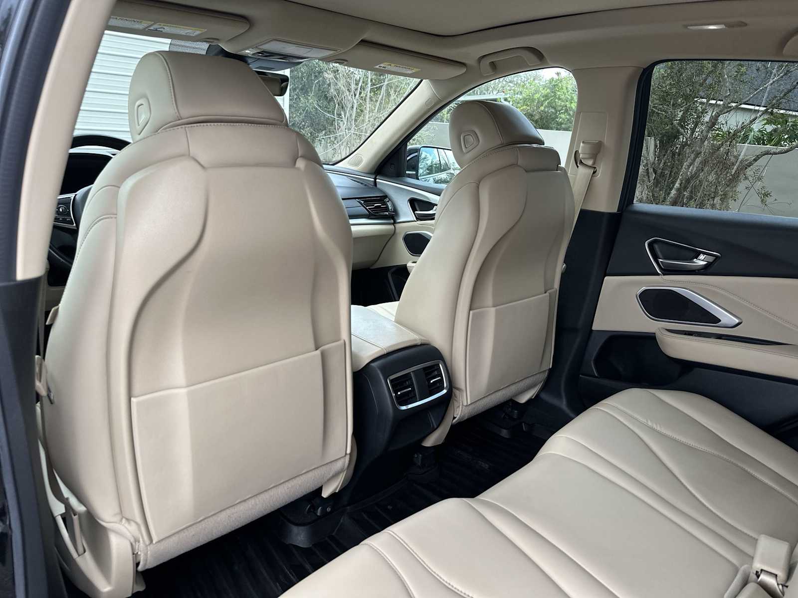 Thumbnail: 2023 Acura RDX - 16