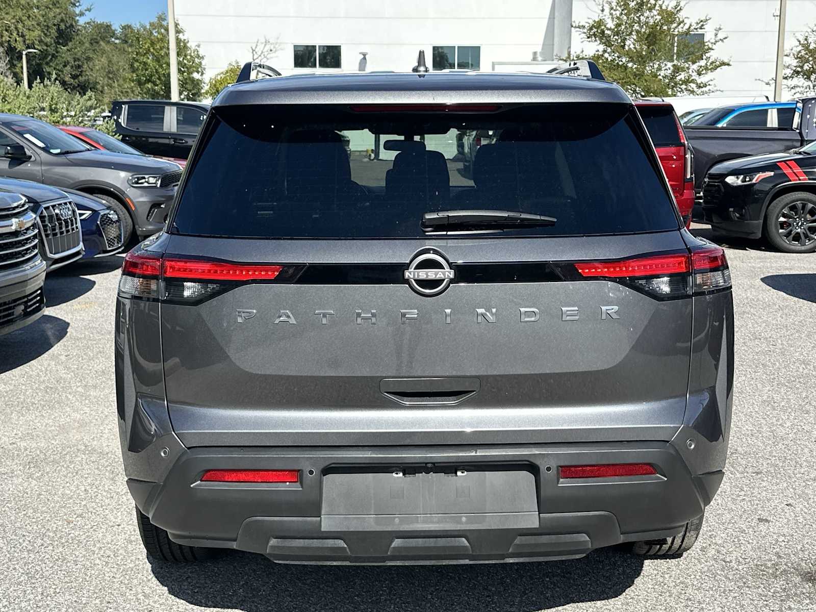 Thumbnail: 2025 Nissan Pathfinder - 5