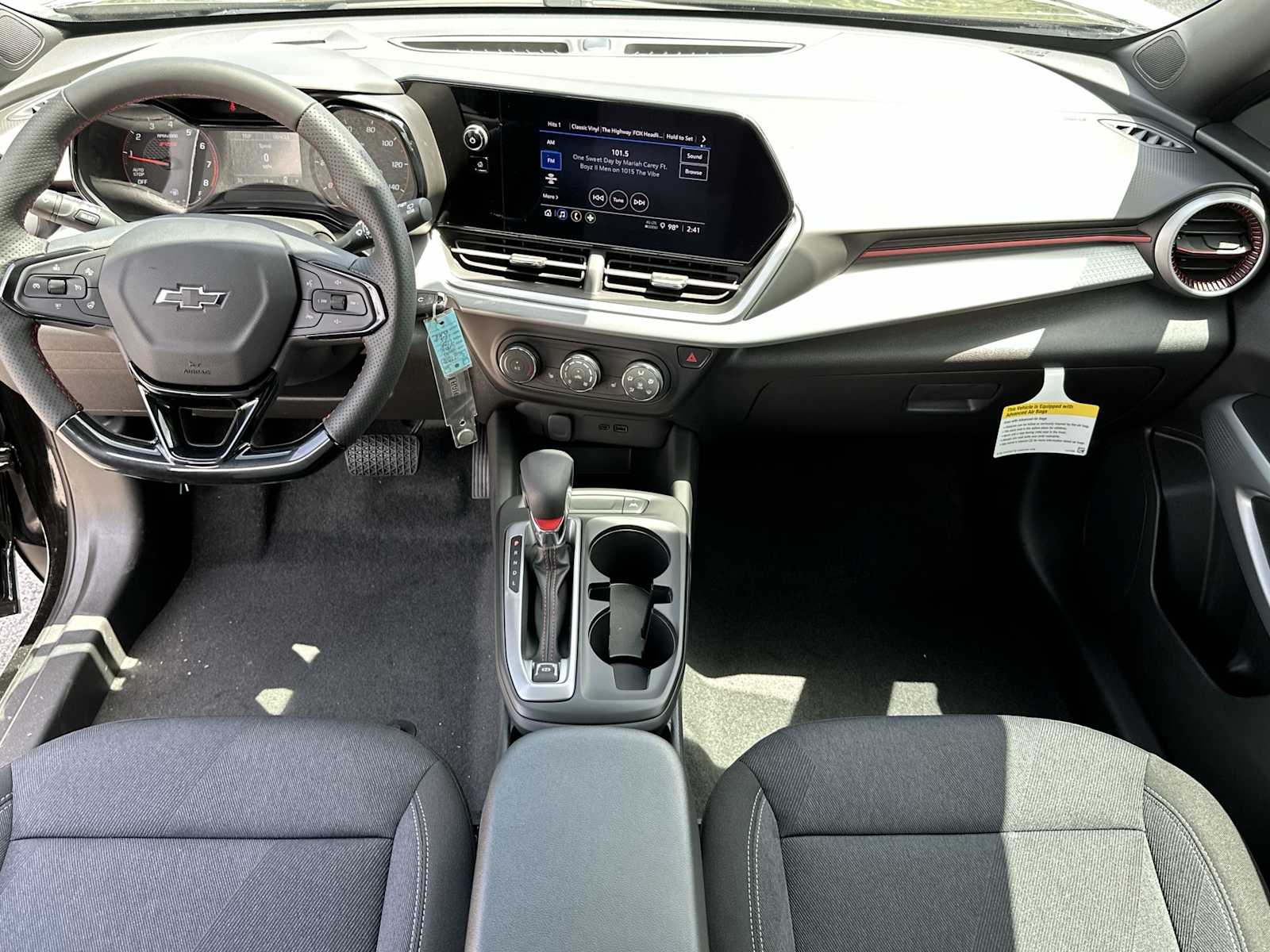 2025 Chevrolet Trax RS 11