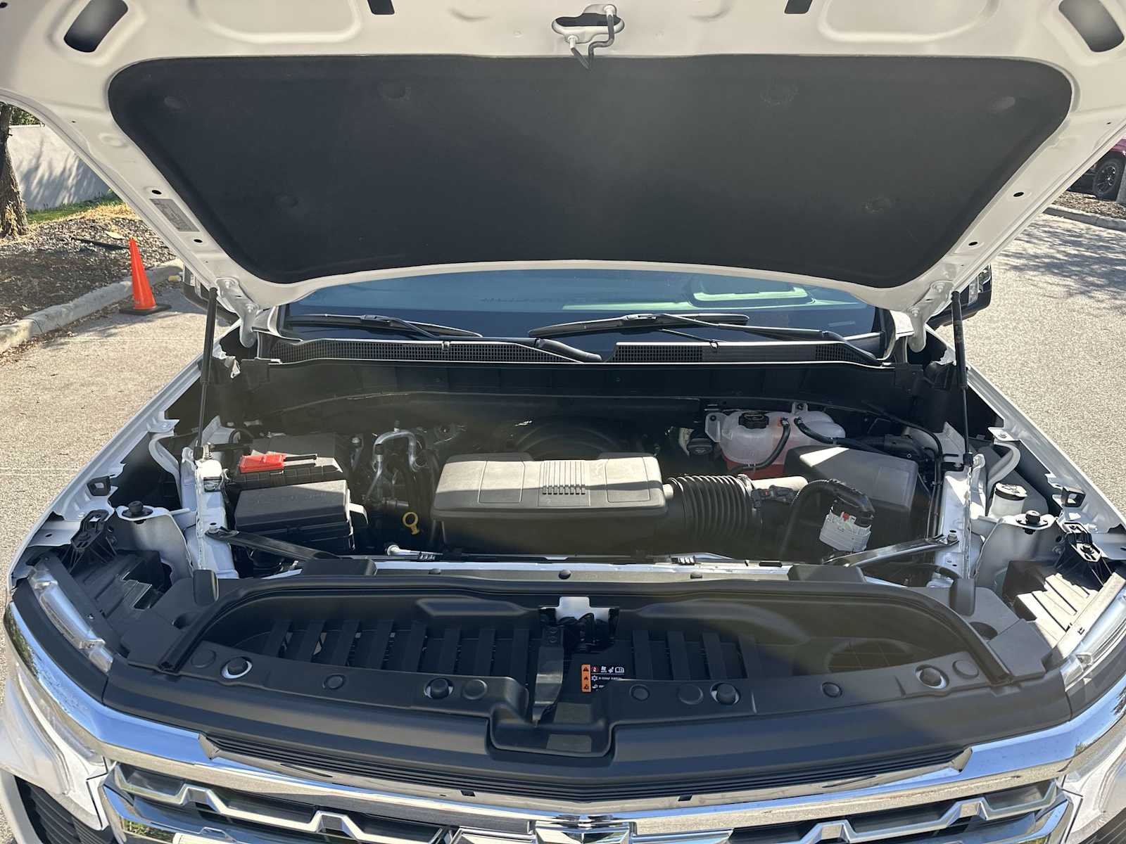 Thumbnail: 2026 Chevrolet Silverado 1500 - 13