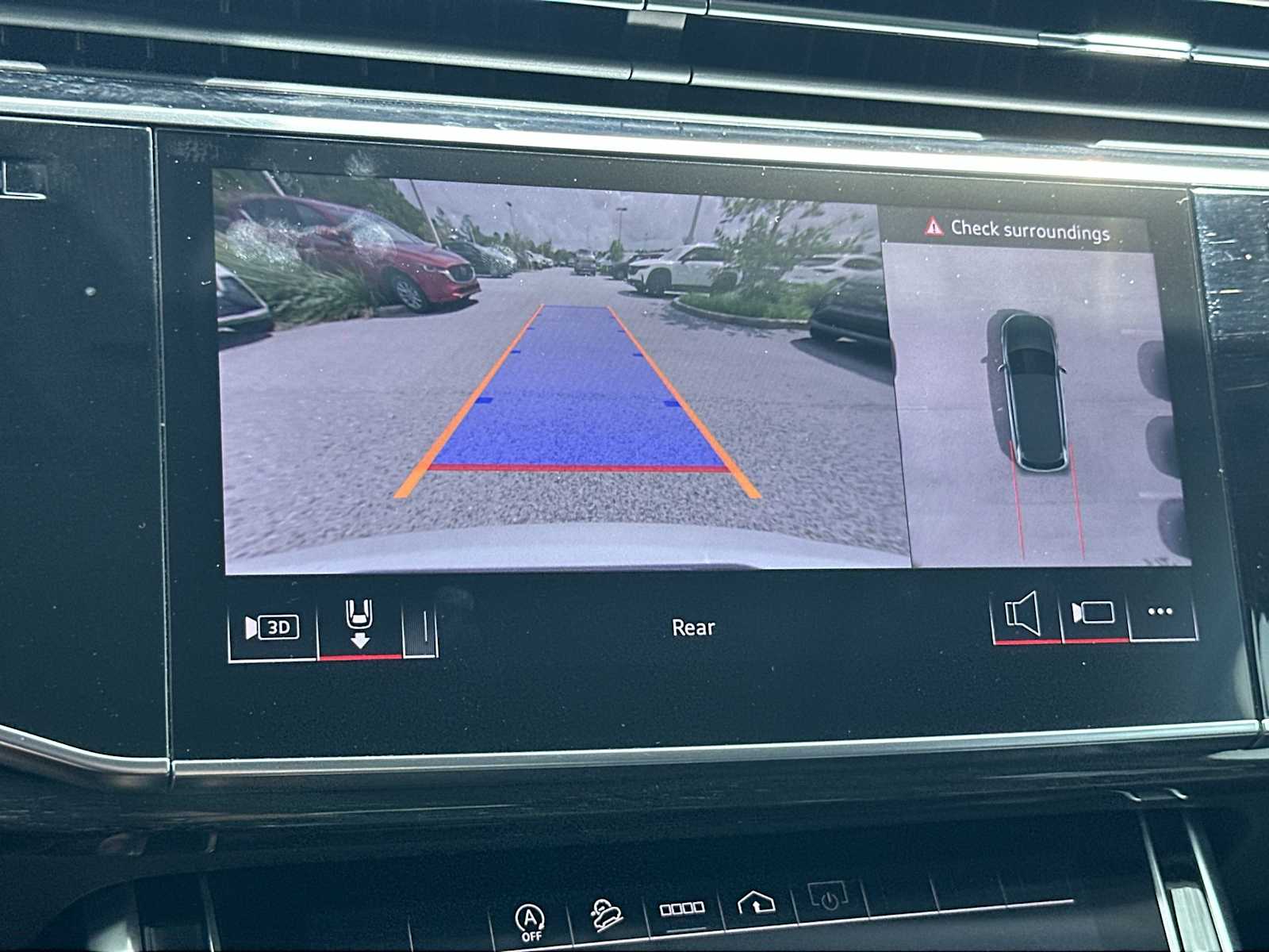 Thumbnail: 2024 Audi Q7 - 22