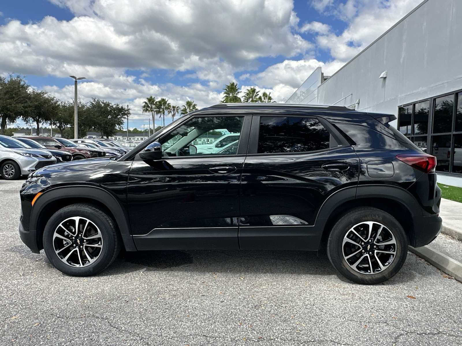 Thumbnail: 2024 Chevrolet TrailBlazer - 3