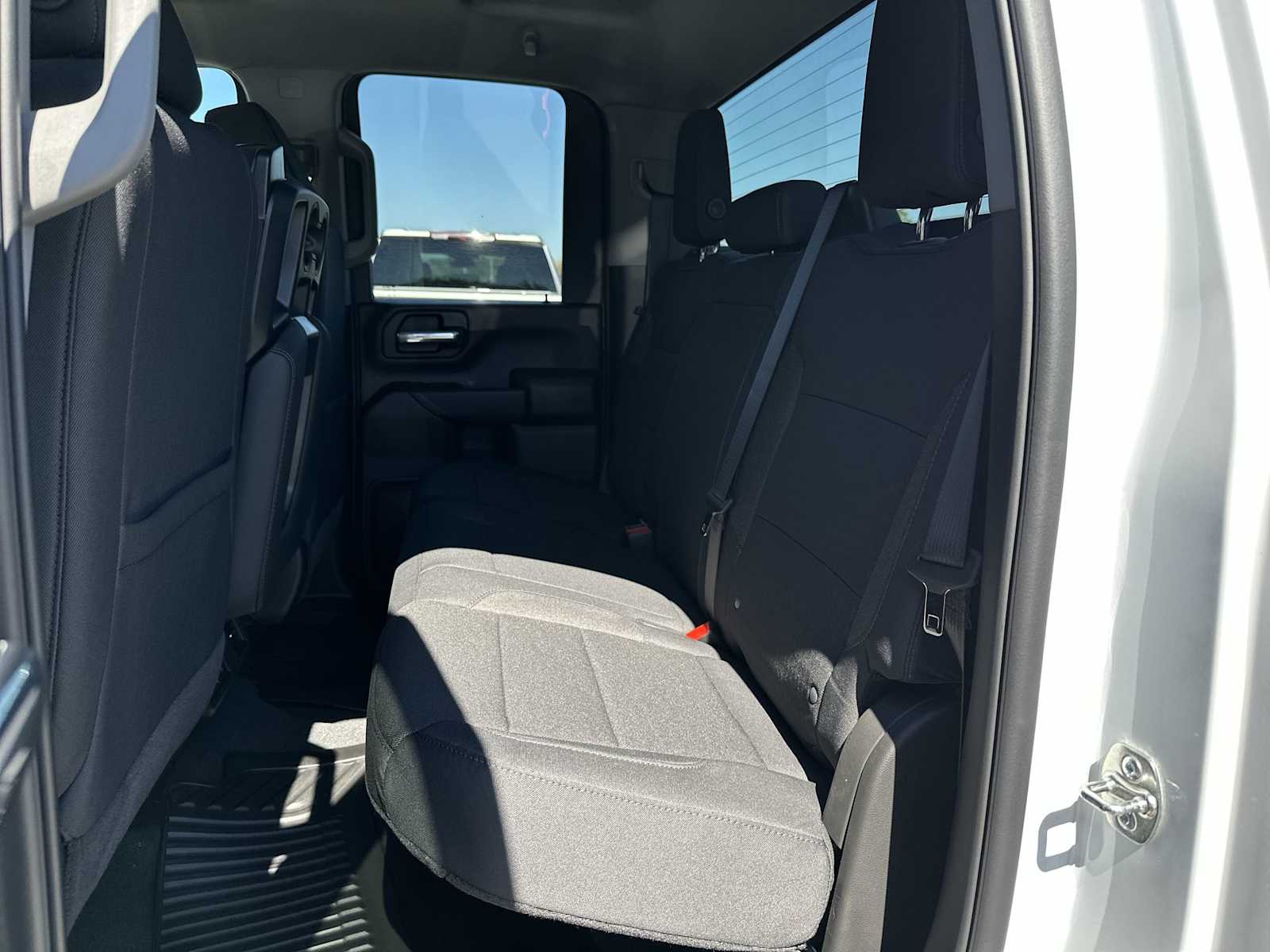 Thumbnail: 2026 Chevrolet Silverado 2500 - 17