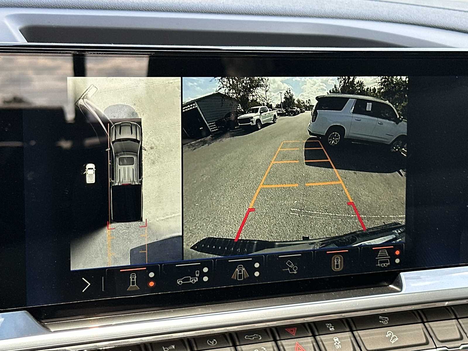 Thumbnail: 2026 Chevrolet Silverado 1500 - 23