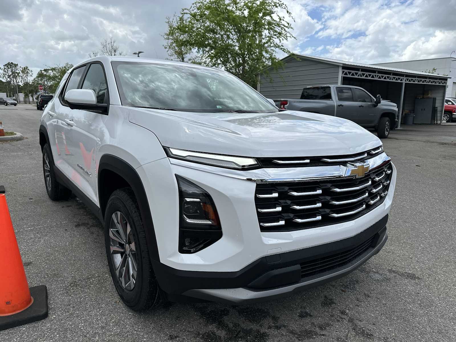 Thumbnail: 2026 Chevrolet Equinox - 8