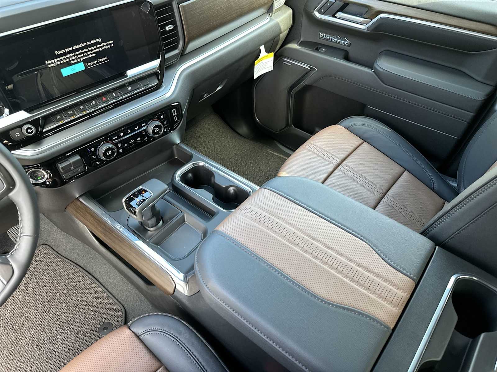 Thumbnail: 2026 Chevrolet Silverado 1500 - 22