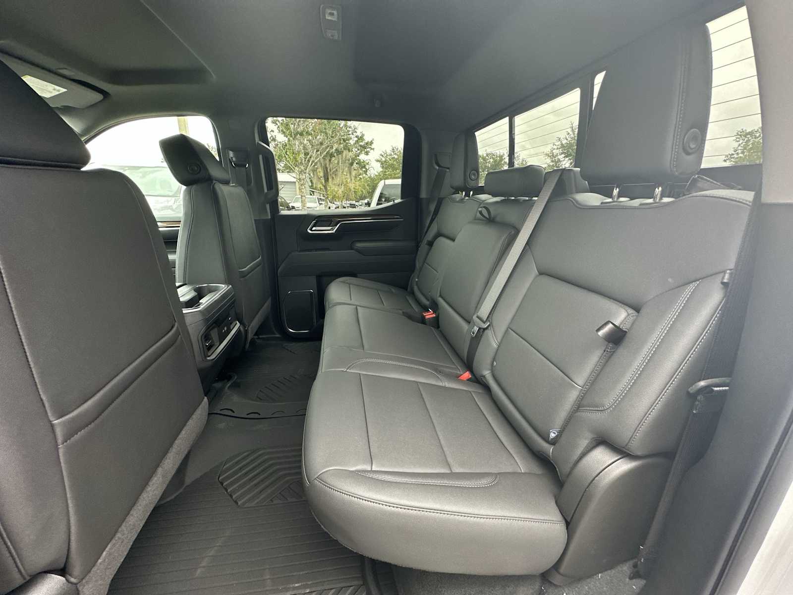 Thumbnail: 2026 Chevrolet Silverado 1500 - 17