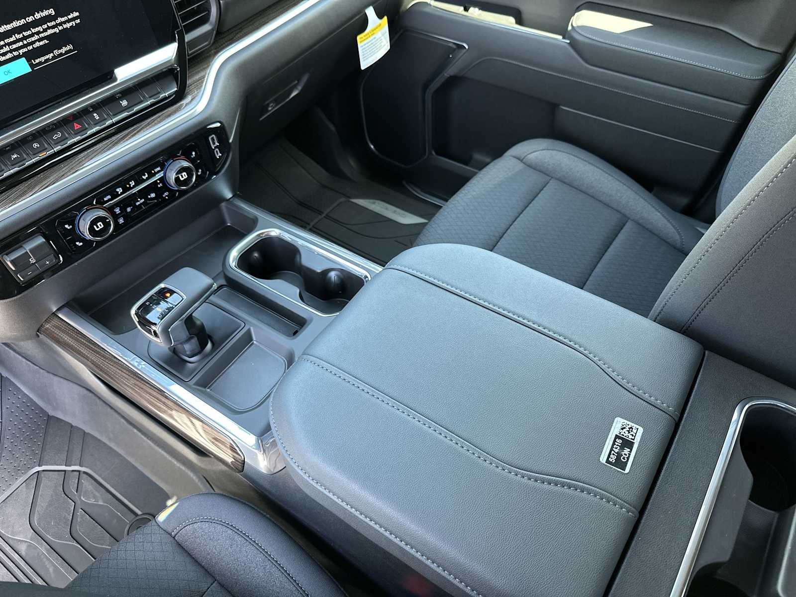 Thumbnail: 2026 Chevrolet Silverado 1500 - 21