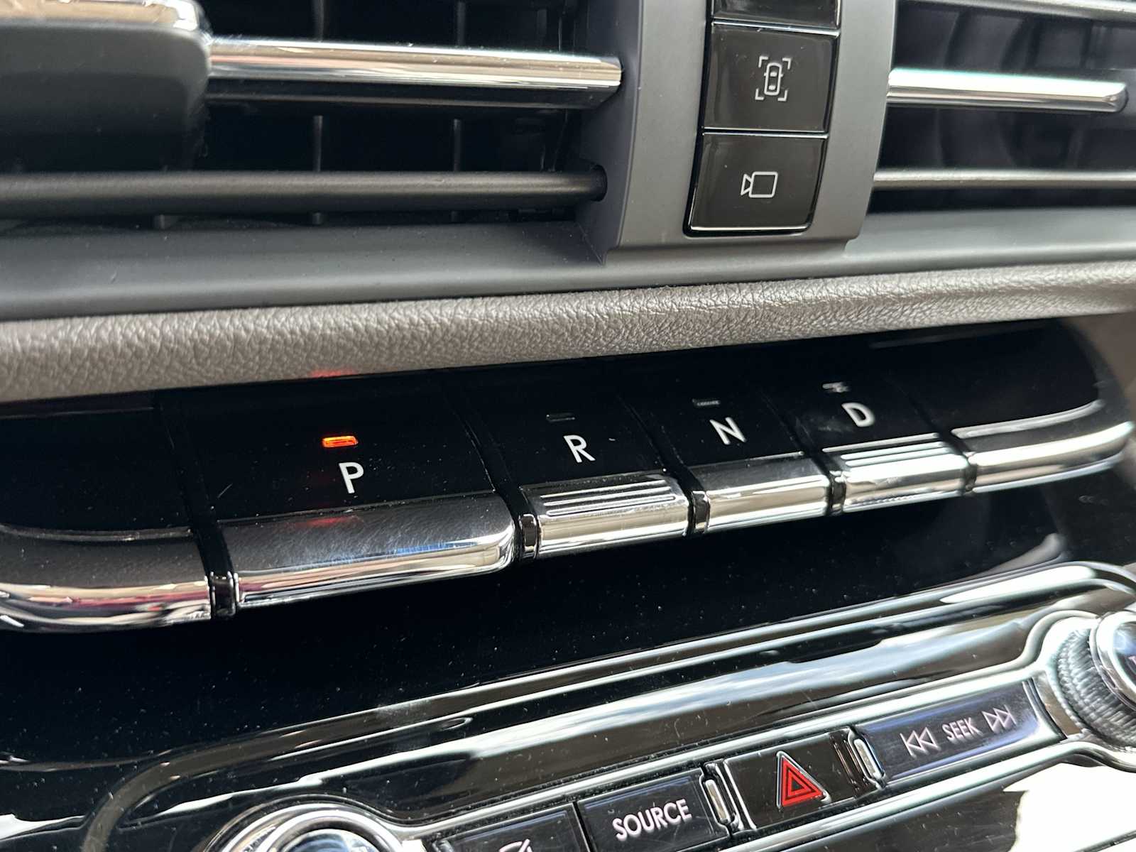 Thumbnail: 2022 Lincoln Corsair - 23