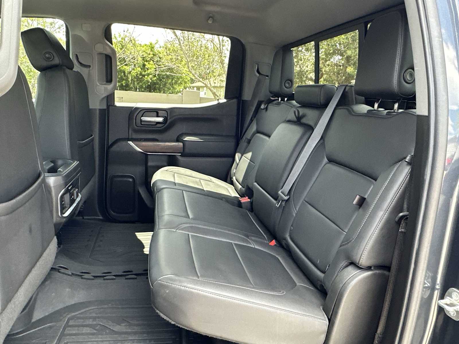 Thumbnail: 2022 GMC Sierra 1500 - 17