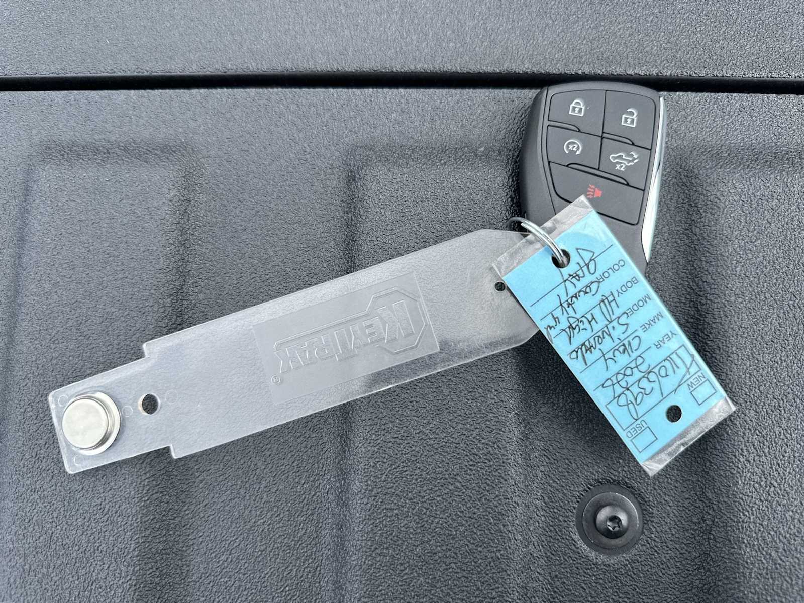 Thumbnail: 2026 Chevrolet Silverado 2500 - 26