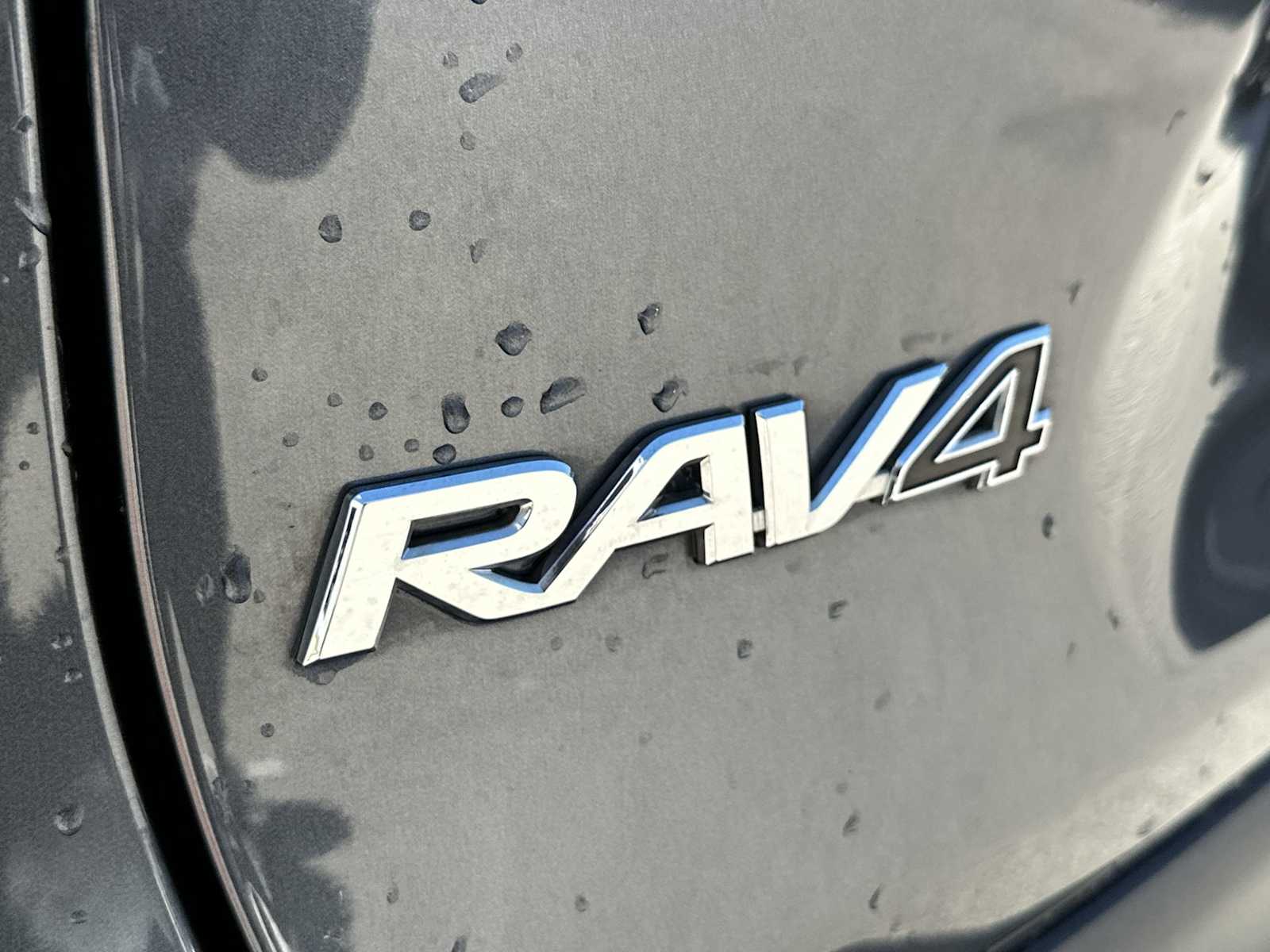 Thumbnail: 2019 Toyota RAV4 - 11