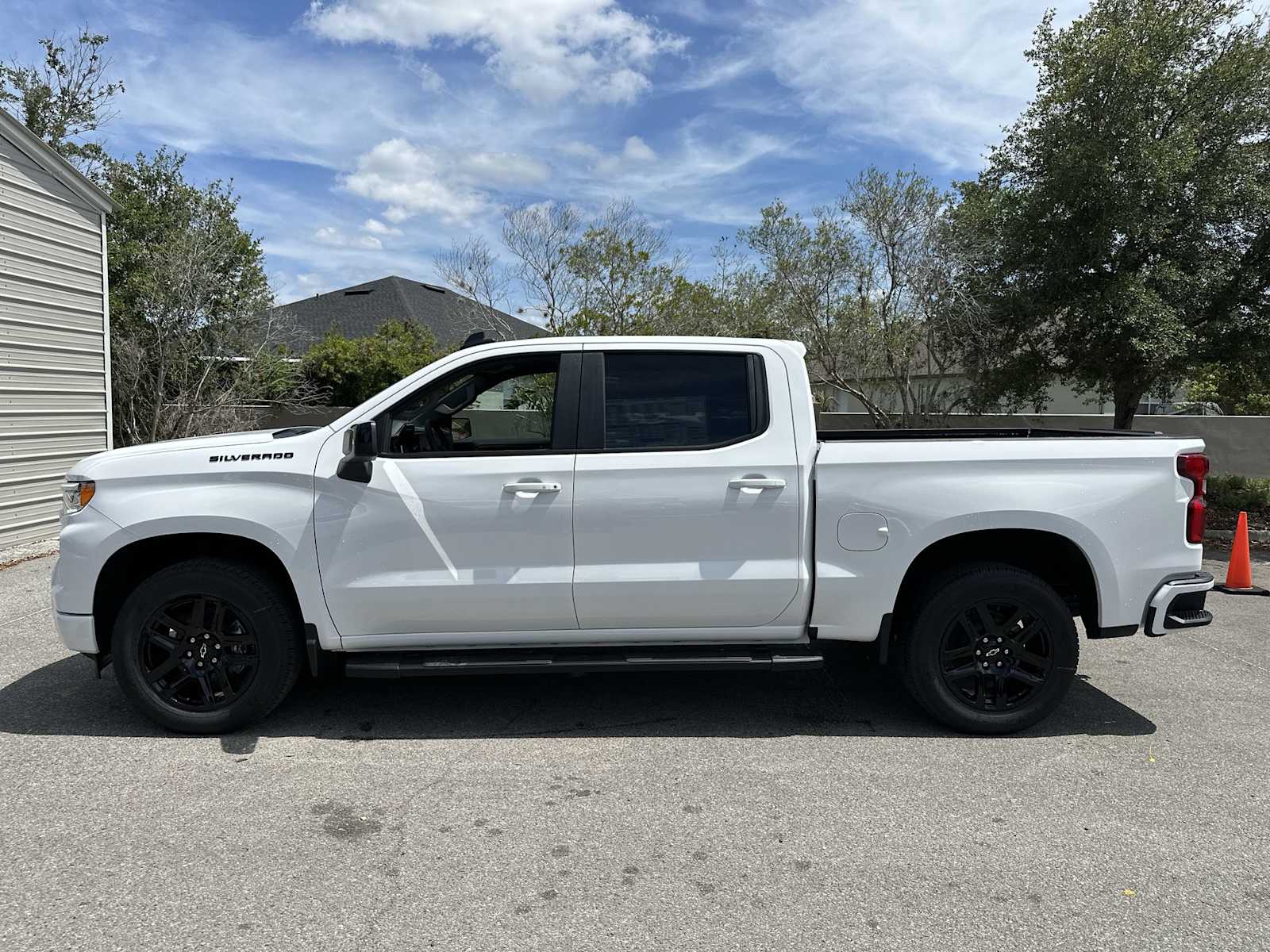 Thumbnail: 2026 Chevrolet Silverado 1500 - 3