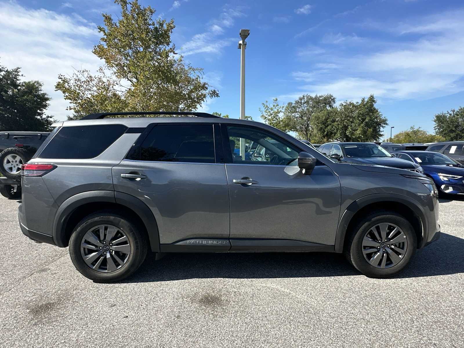 Thumbnail: 2025 Nissan Pathfinder - 7