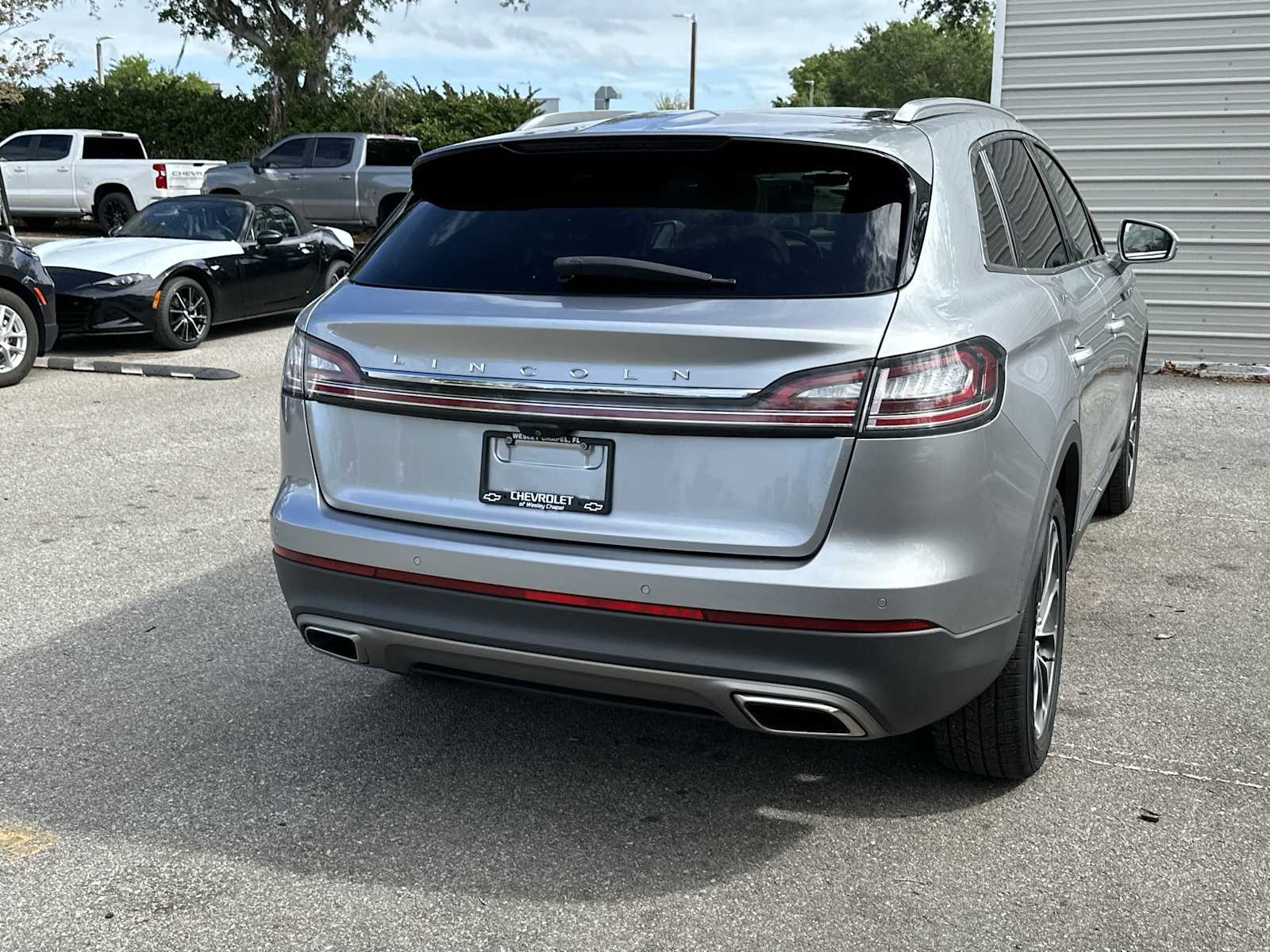 Thumbnail: 2021 Lincoln Nautilus - 7