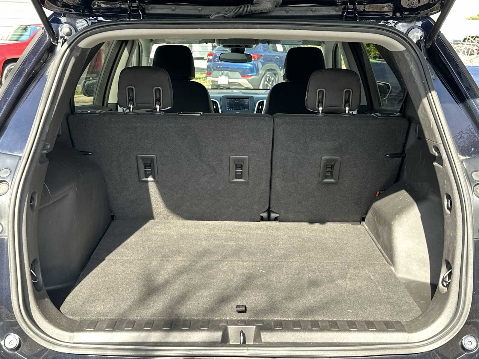 Thumbnail: 2020 Chevrolet Equinox - 25