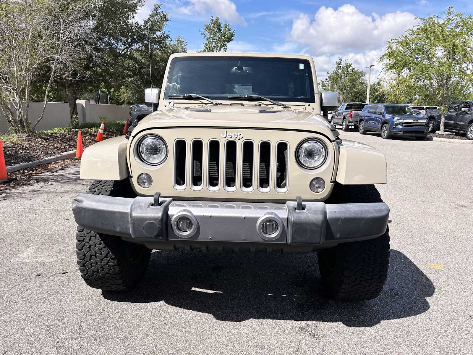 Thumbnail: 2017 Jeep Wrangler - 9
