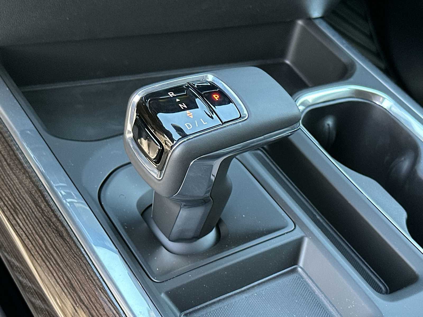 Thumbnail: 2026 Chevrolet Silverado 1500 - 23