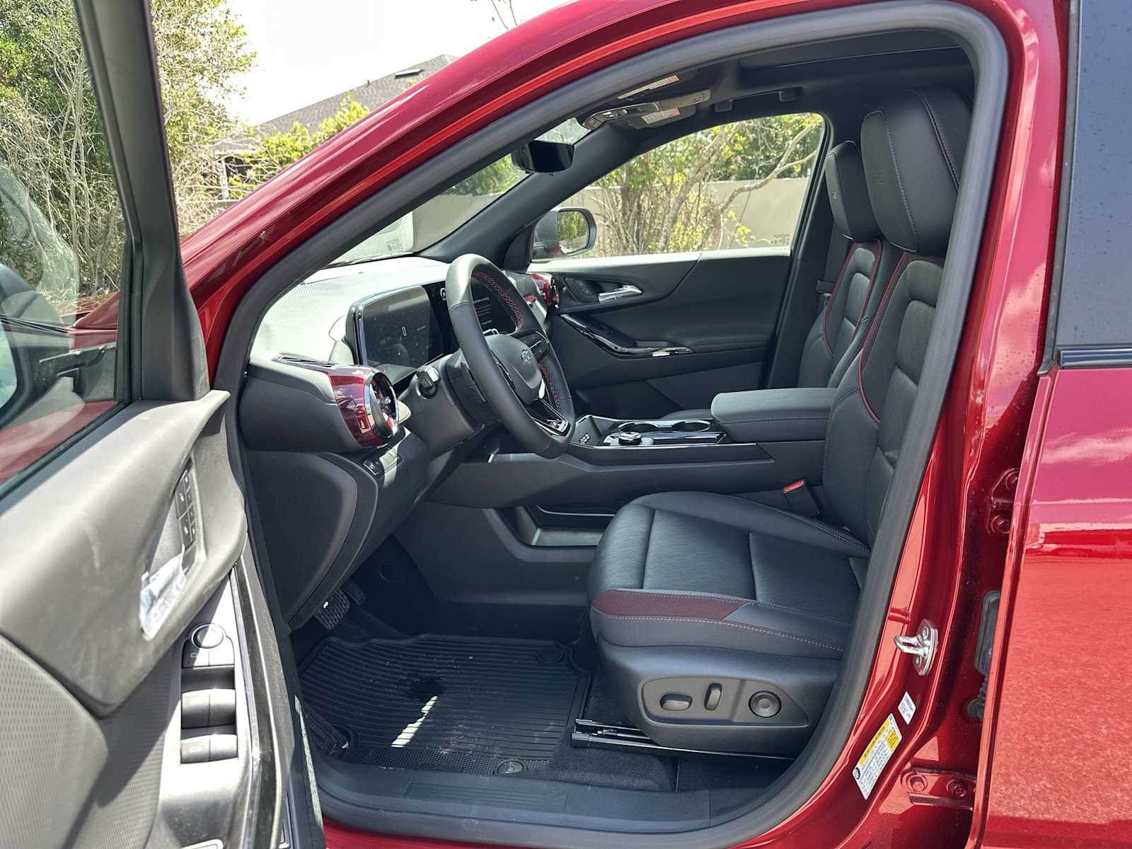 Thumbnail: 2026 Chevrolet Equinox - 2