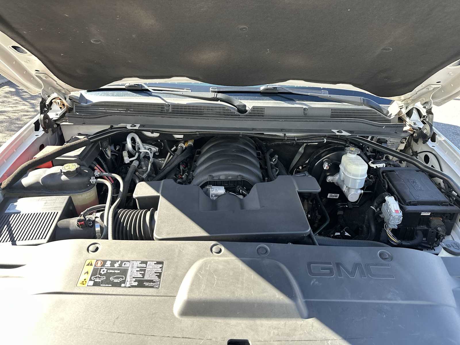 Thumbnail: 2019 GMC Yukon XL - 13