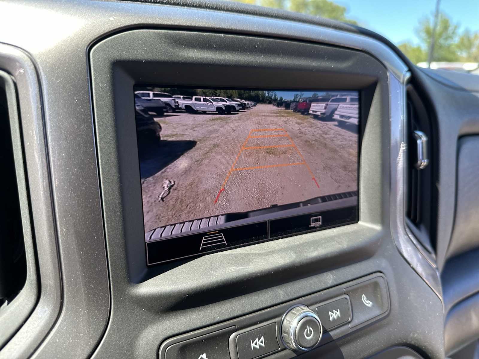 Thumbnail: 2026 Chevrolet Silverado 2500 - 22