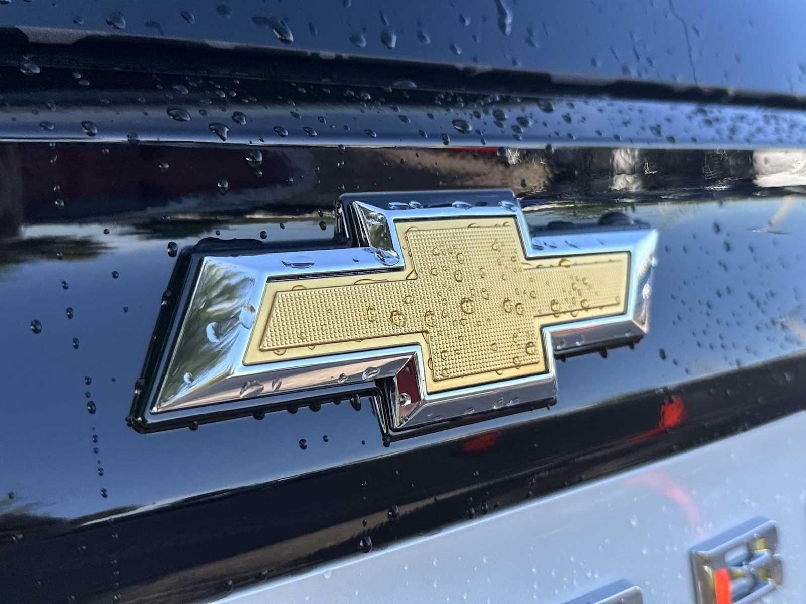 Thumbnail: 2025 Chevrolet Suburban - 19