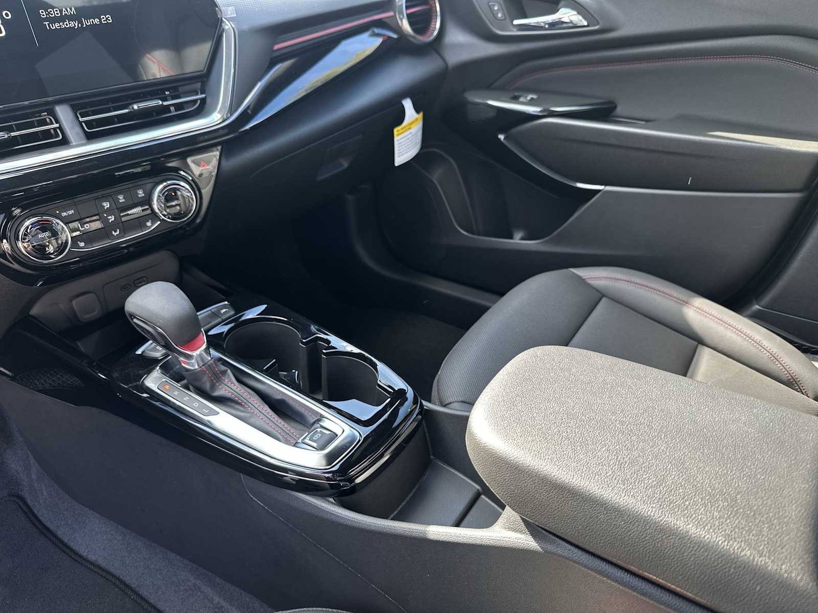 Thumbnail: 2026 Chevrolet Trax - 21