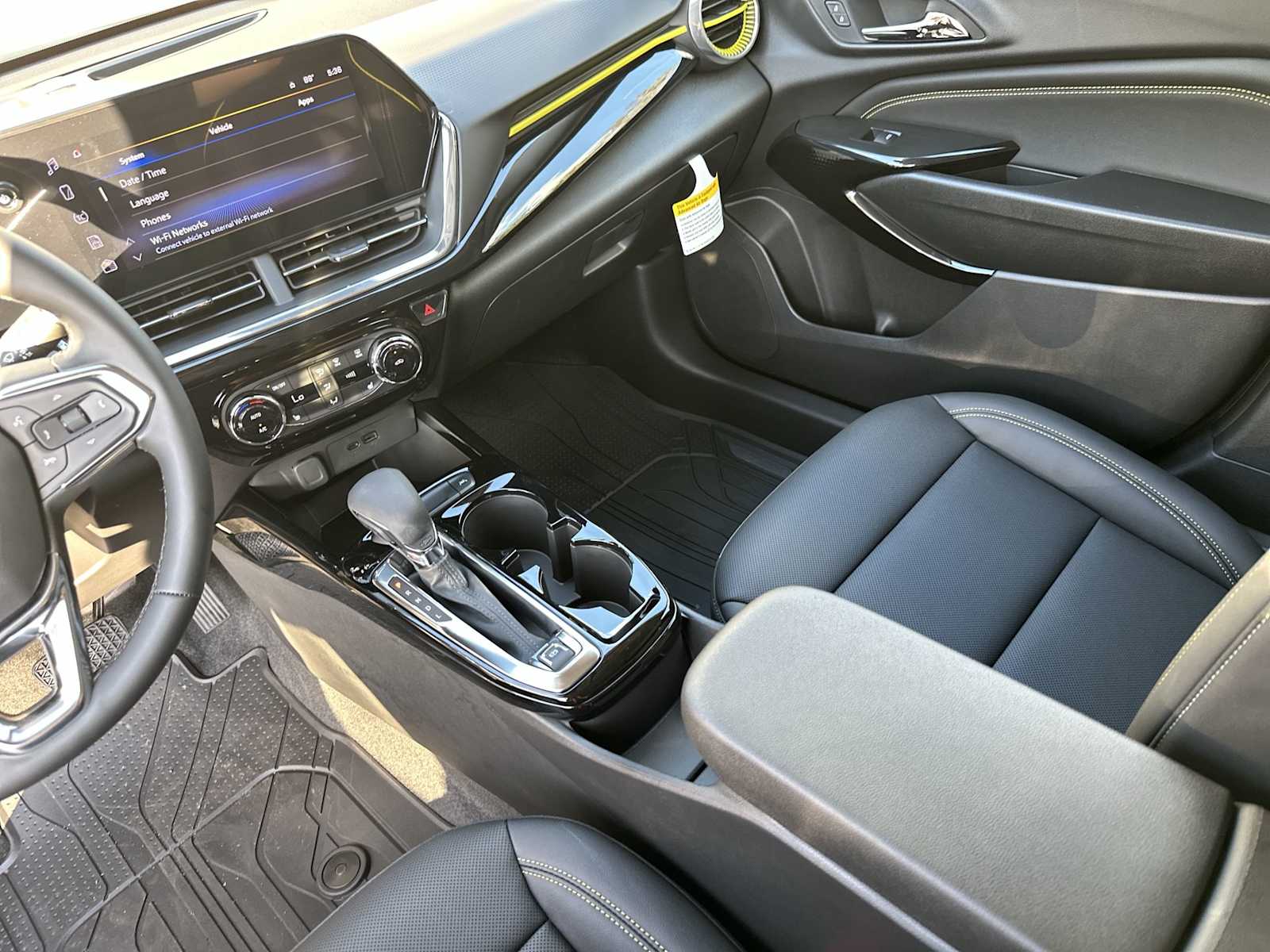 Thumbnail: 2026 Chevrolet Trax - 21