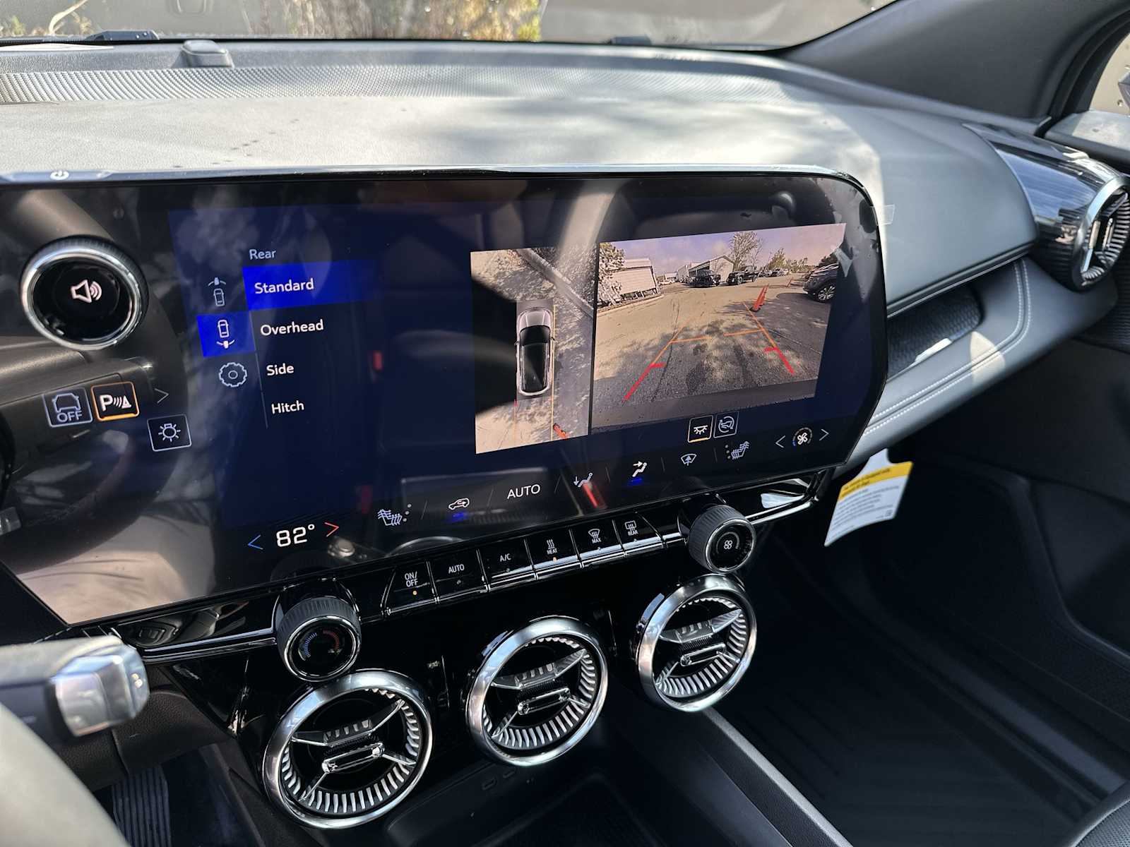 Thumbnail: 2026 Chevrolet Blazer EV - 22