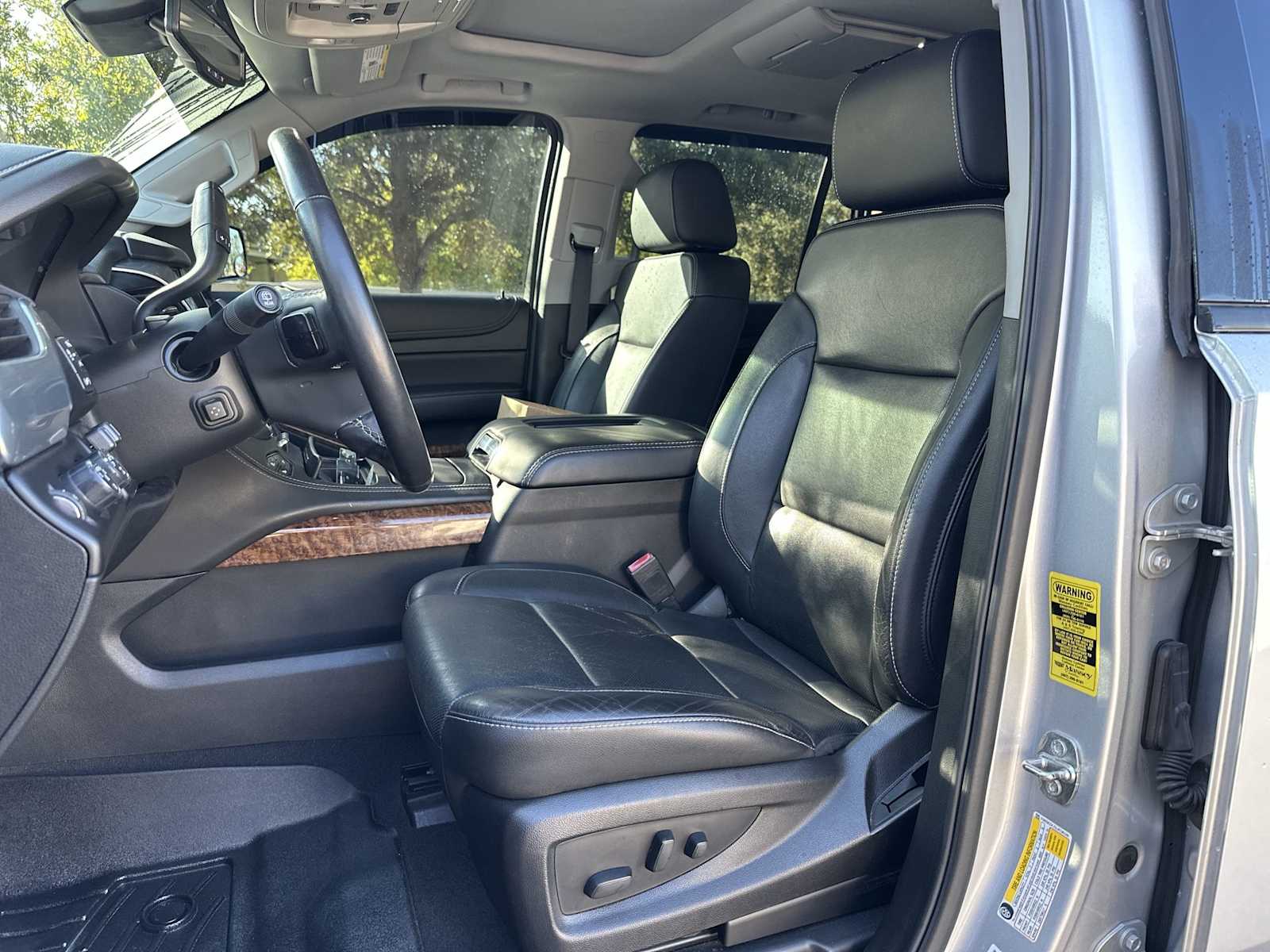 Thumbnail: 2020 Chevrolet Tahoe - 15