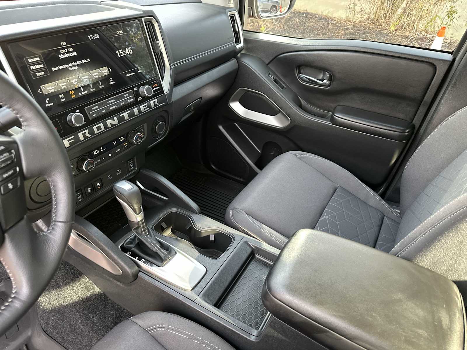 Thumbnail: 2025 Nissan Frontier - 21