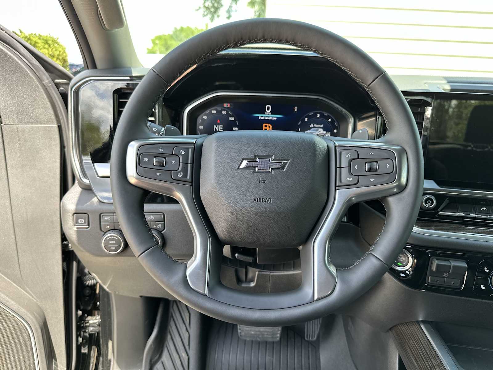 Thumbnail: 2026 Chevrolet Silverado 1500 - 20