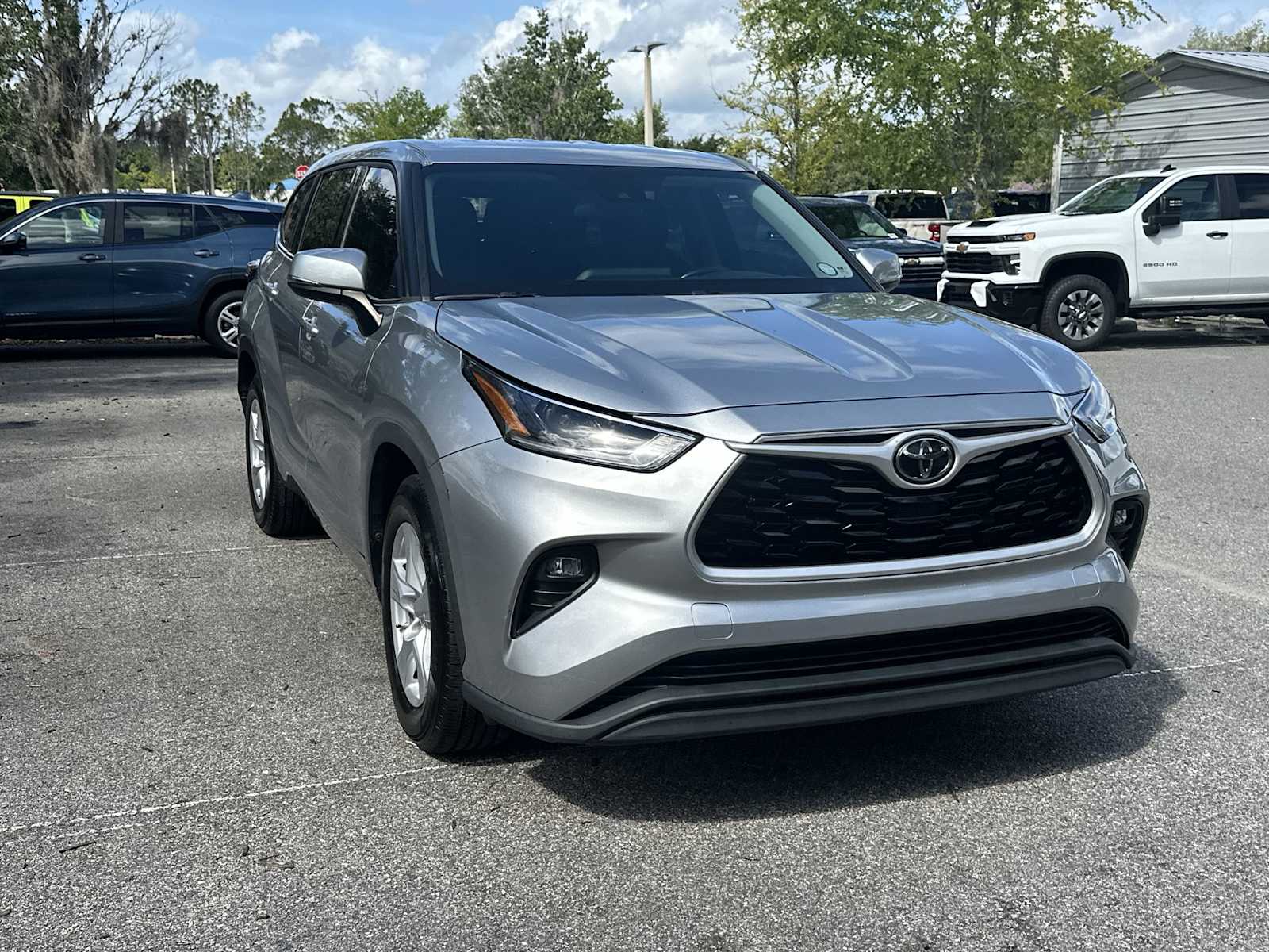 Thumbnail: 2021 Toyota Highlander - 8