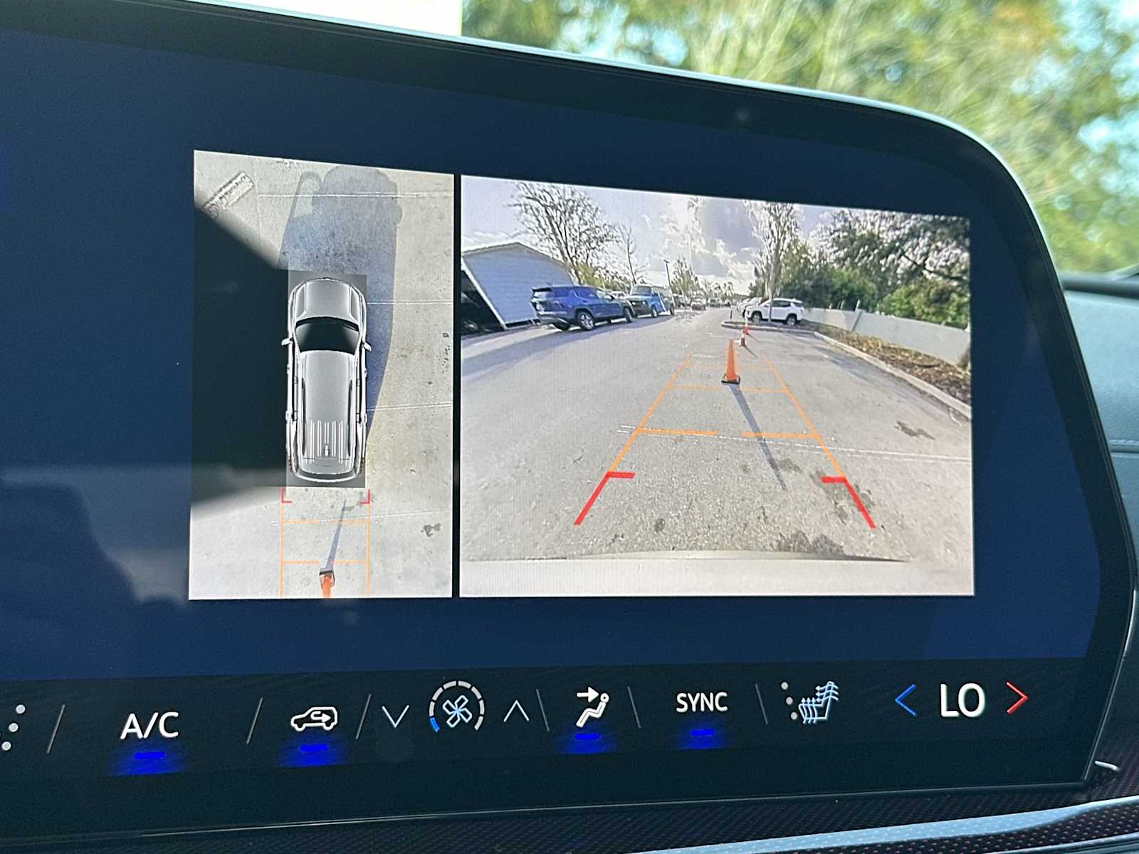 Thumbnail: 2026 Chevrolet Traverse - 23